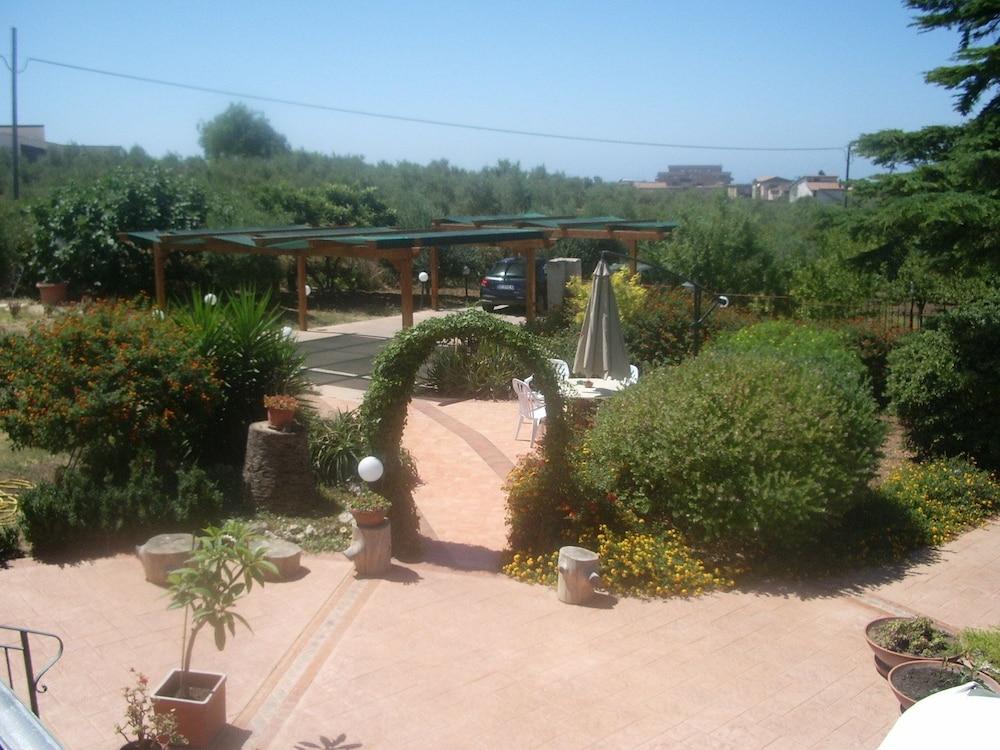 Villa Dei Giardini San Leone Exterior photo